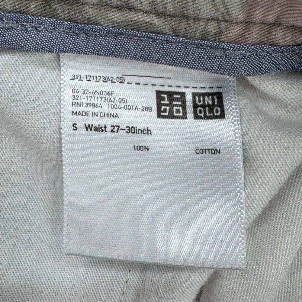 Uniqlo Chino Shorts Mens S Grey Pink Excellent Tropical Hibiscus Floral 171173